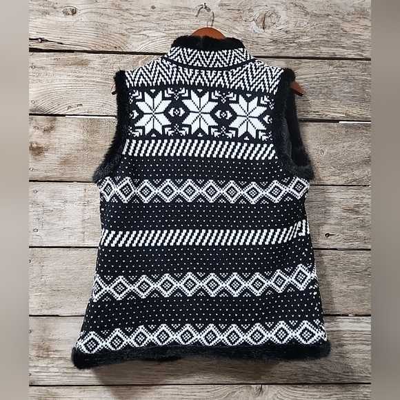 CHRISTOPHER & BANKS Medium Vest Faux fur trimmed Black White New! QUALITY - Picture 2 of 10